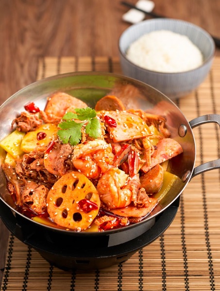 麻辣香香锅🌶🌶  Mixed Griddled Spicy Pot of Beef, Beef Tripe and Shrimp
