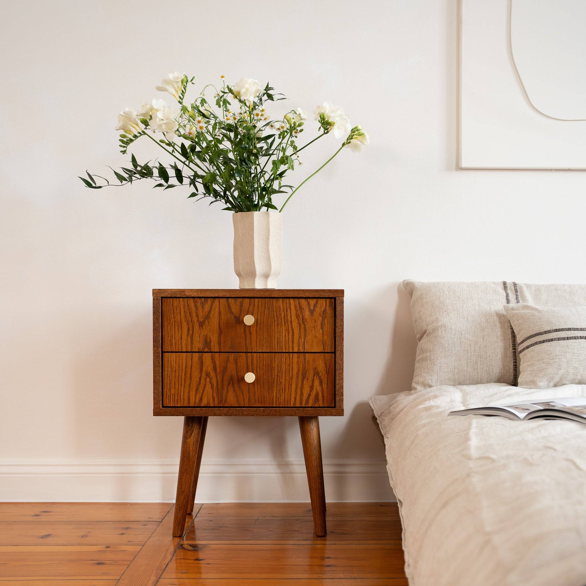 BEDIE-XL-–-nightstand-with-a-knob_1 (2)