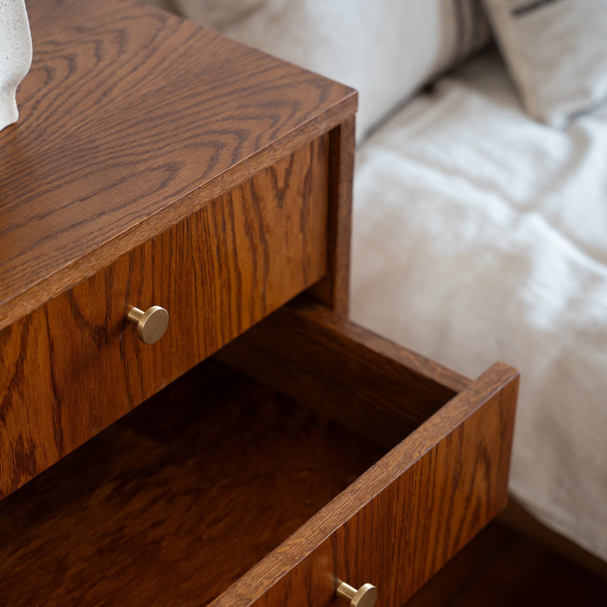 BEDIE-XL-–-nightstand-with-a-knob_3 (4)