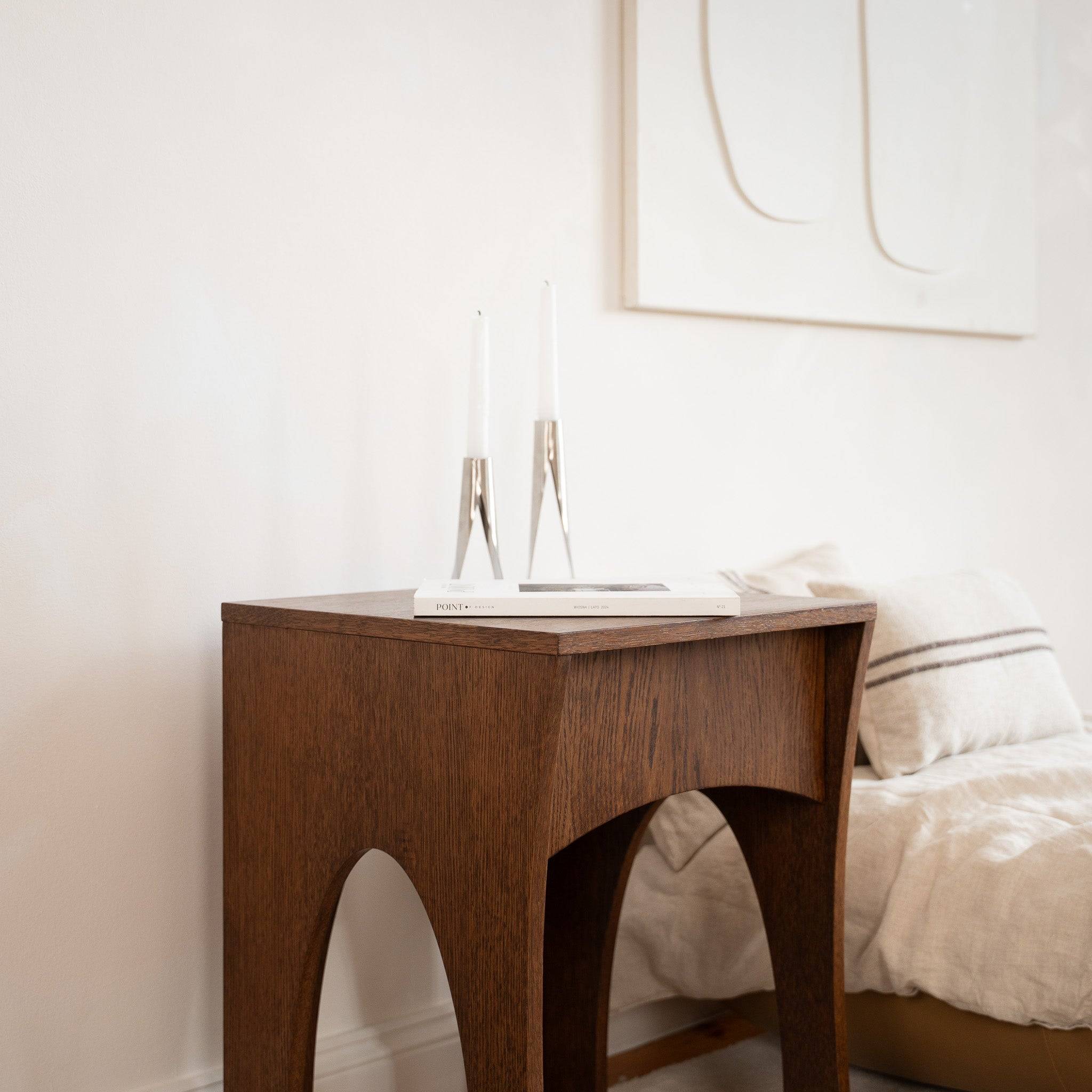 CAPRICORN-Bedside-Table_2 (2)