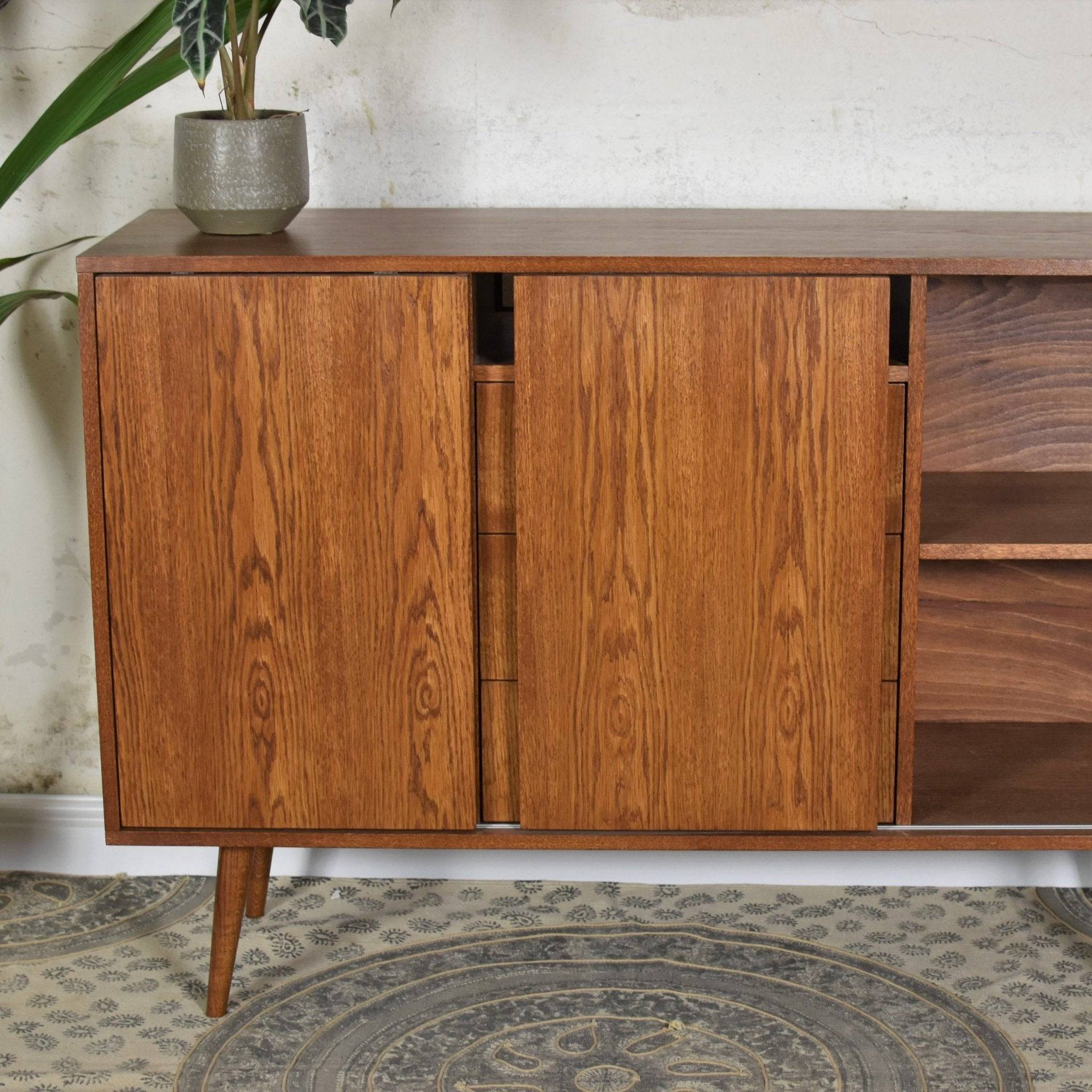 CLASSY + Highboard (7)