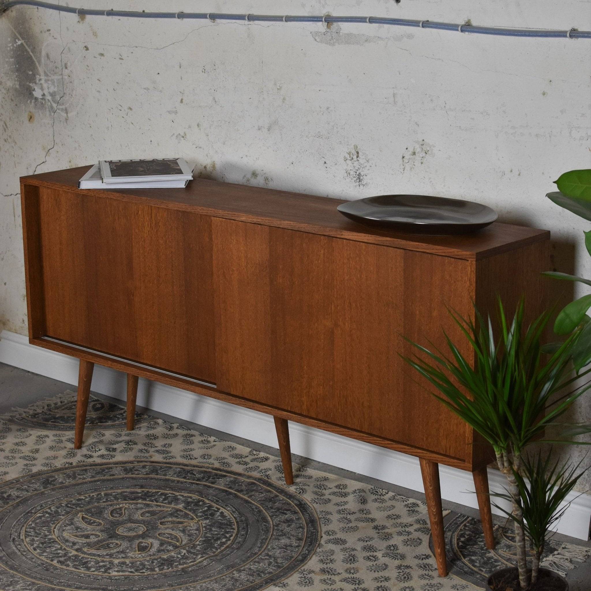 CLASSY-BROWN-SLIDE-Sideboard_8 (9)
