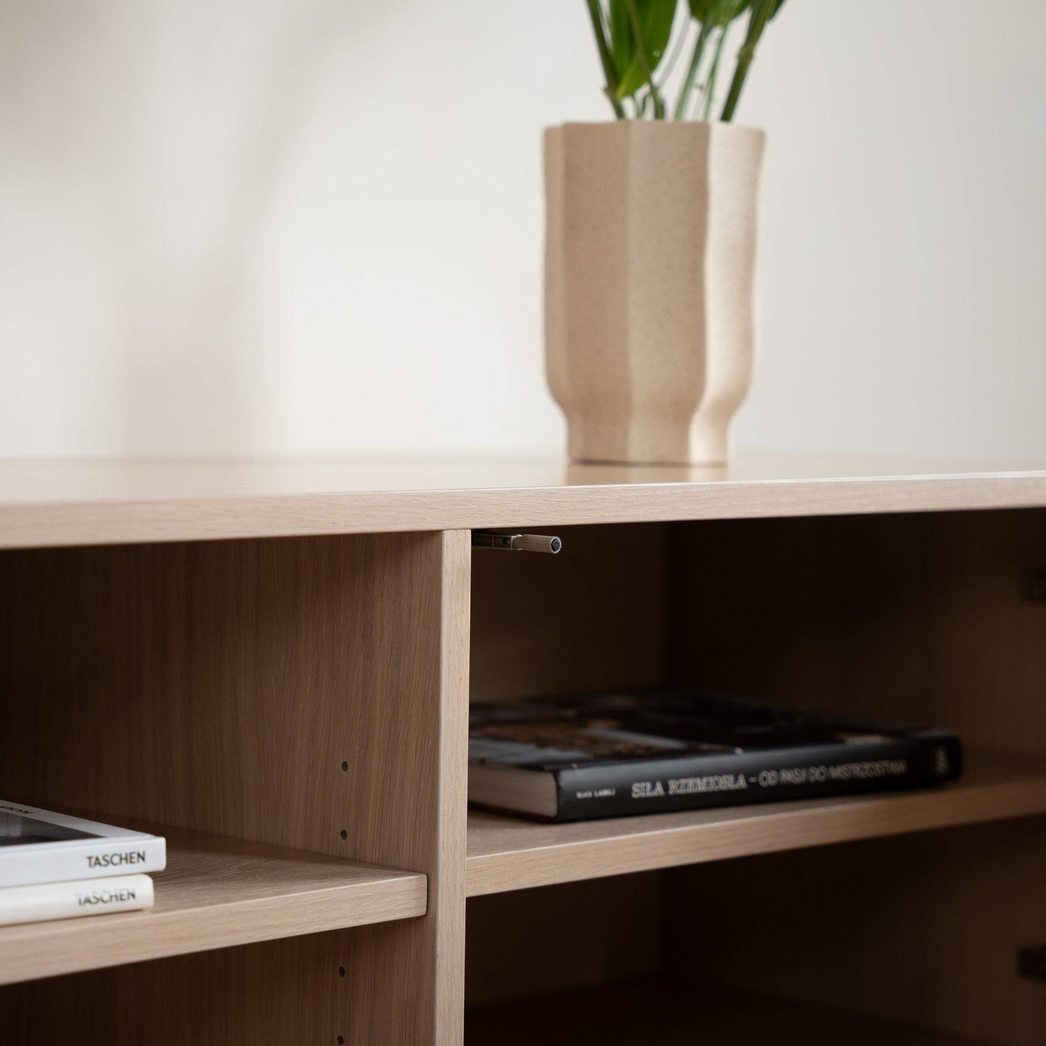 COZY-TV-Sideboard_3 (3)