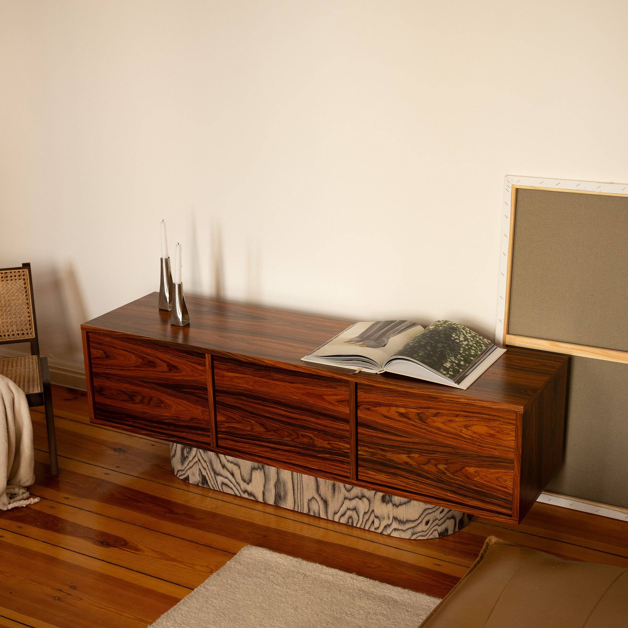 IRI-Sideboard_2 (5)