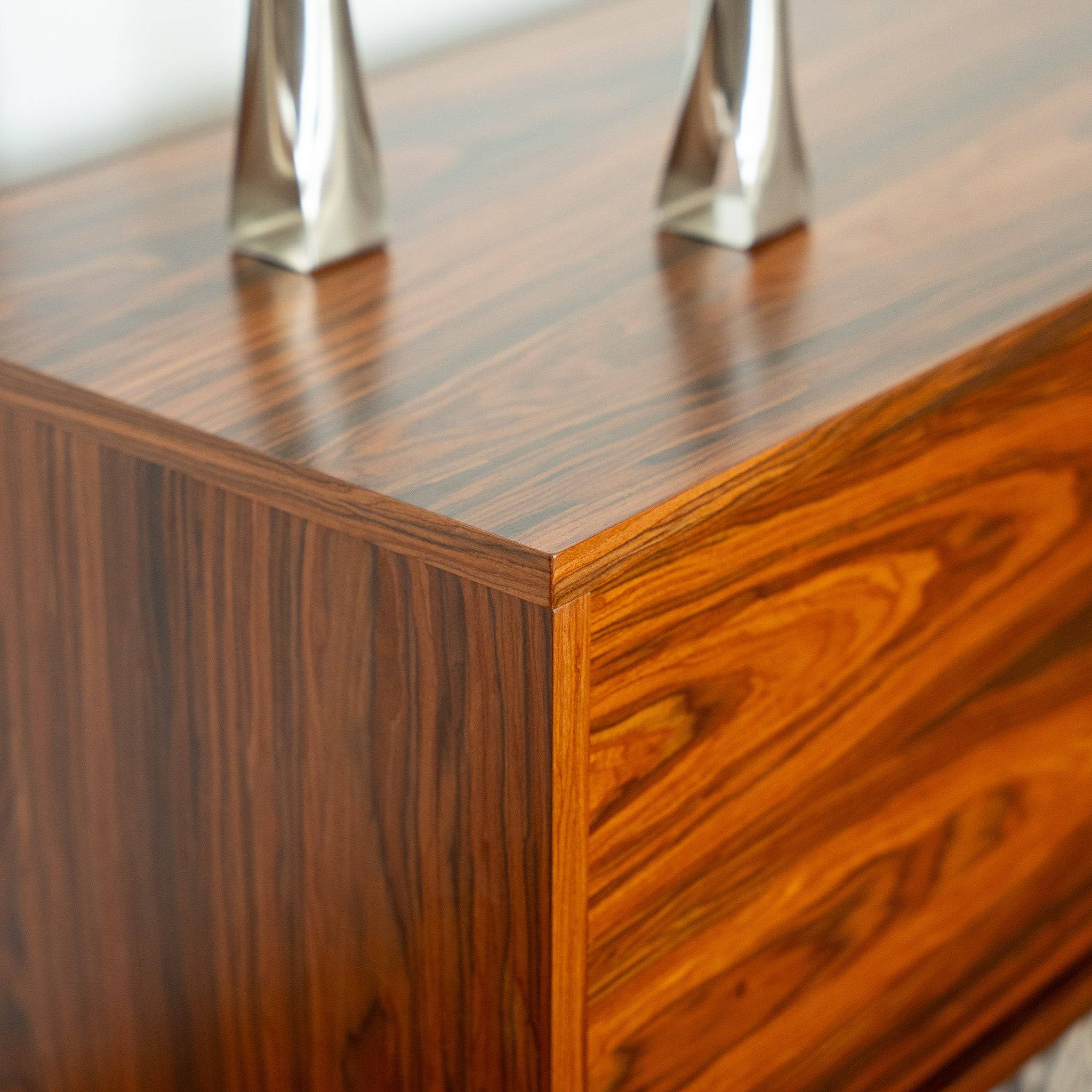 IRI-Sideboard_3 (6)