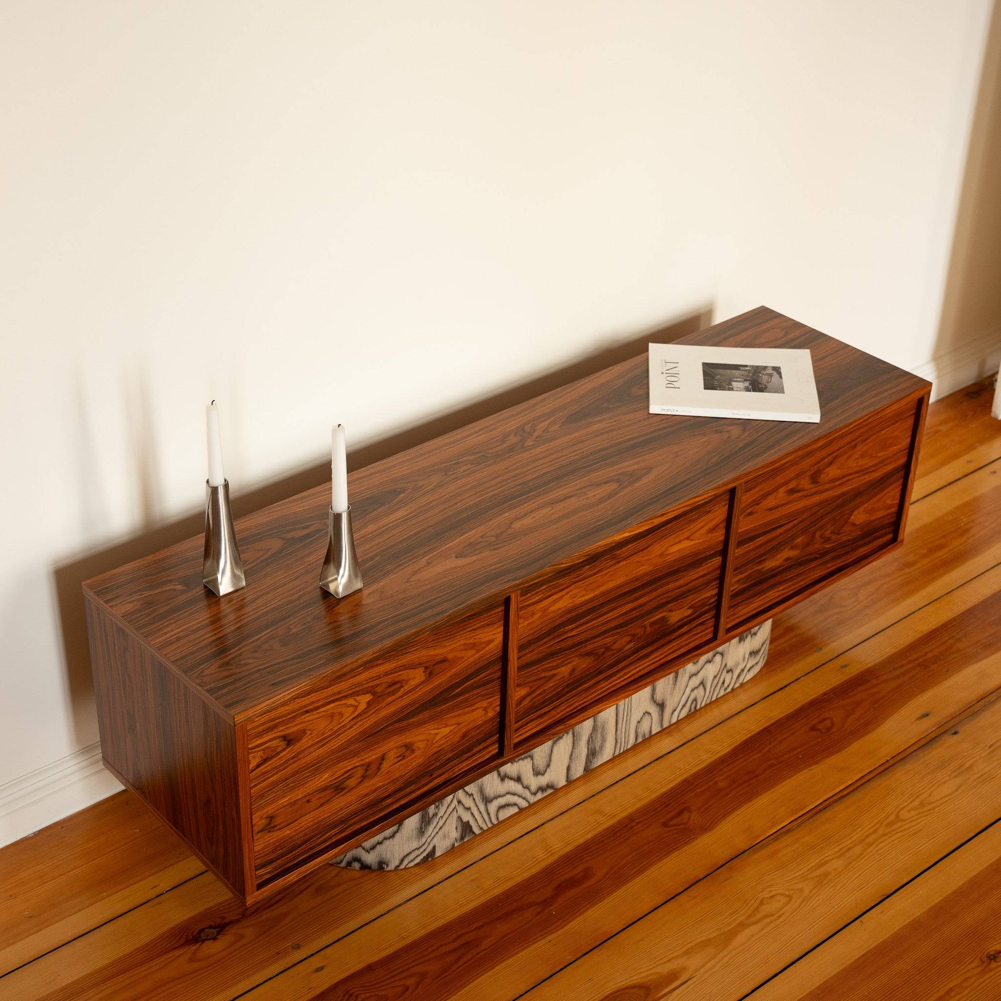 IRI-Sideboard_6 (9)