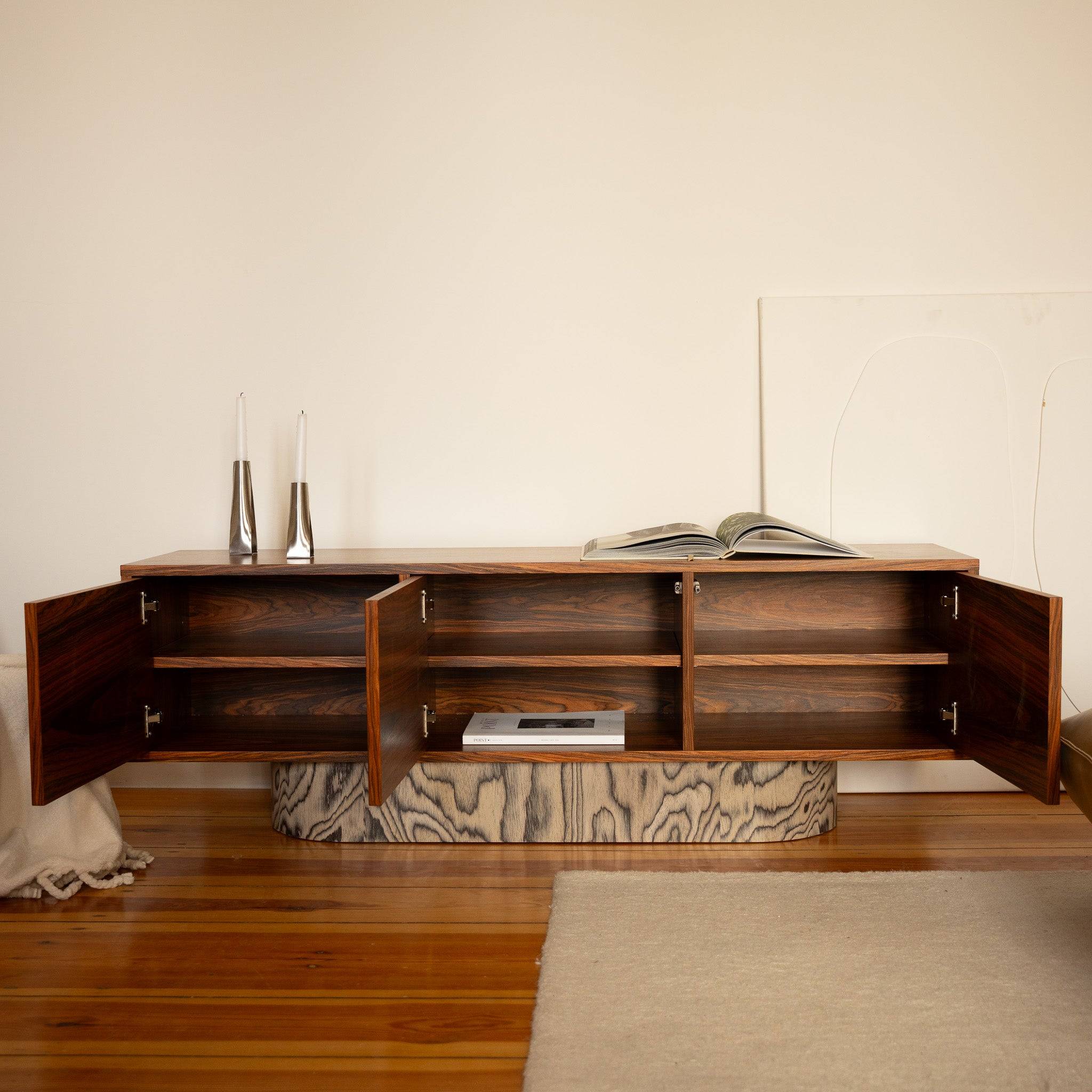 IRI-Sideboard_7 (10)