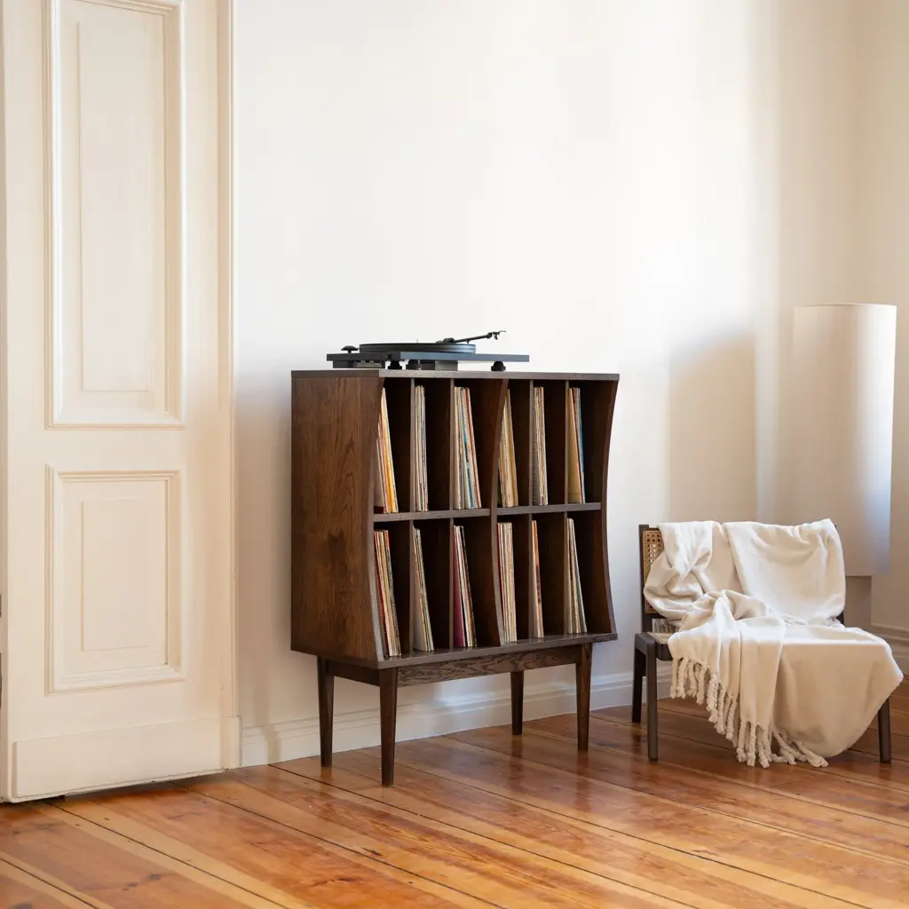 LORN-VINYL-Sideboard_1