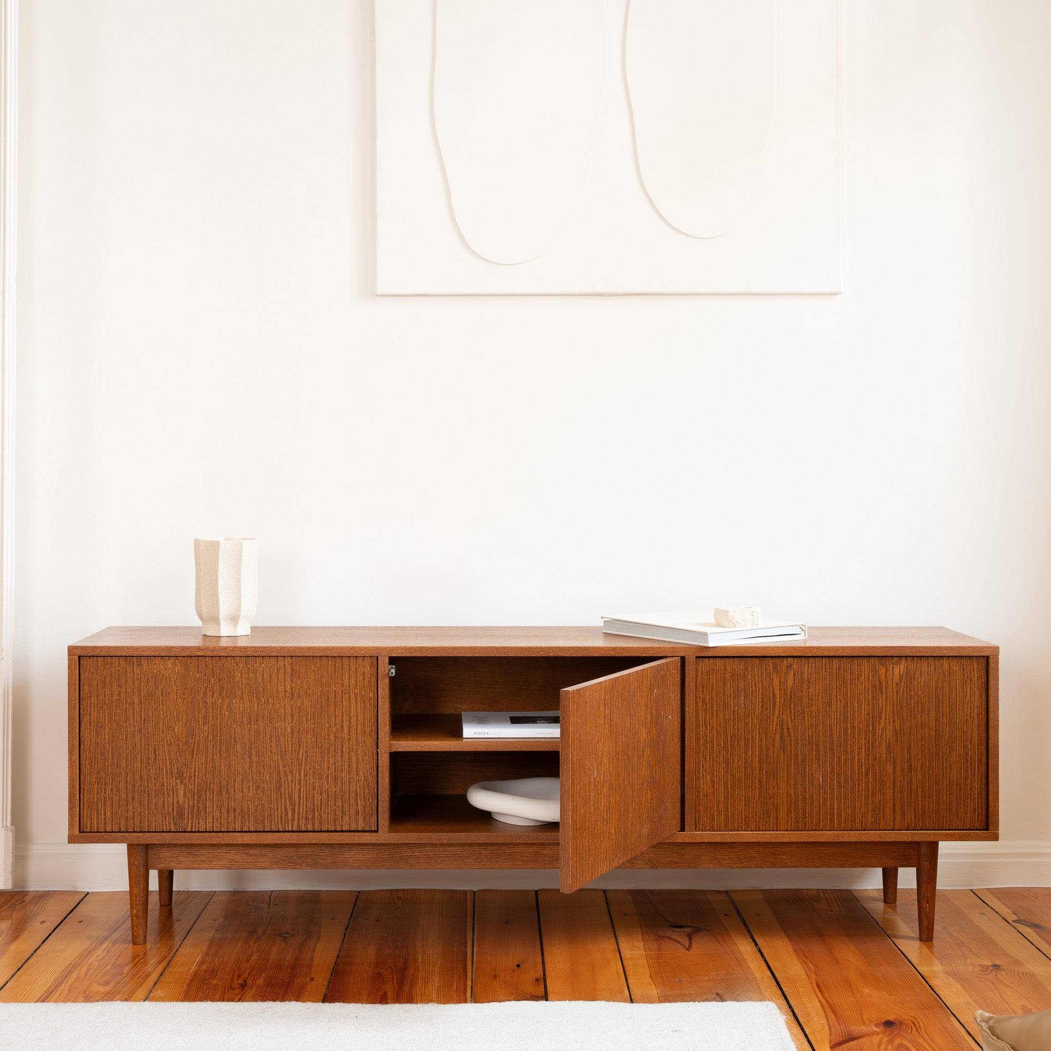 LOTV-L-TRI-TV-Sideboard_1