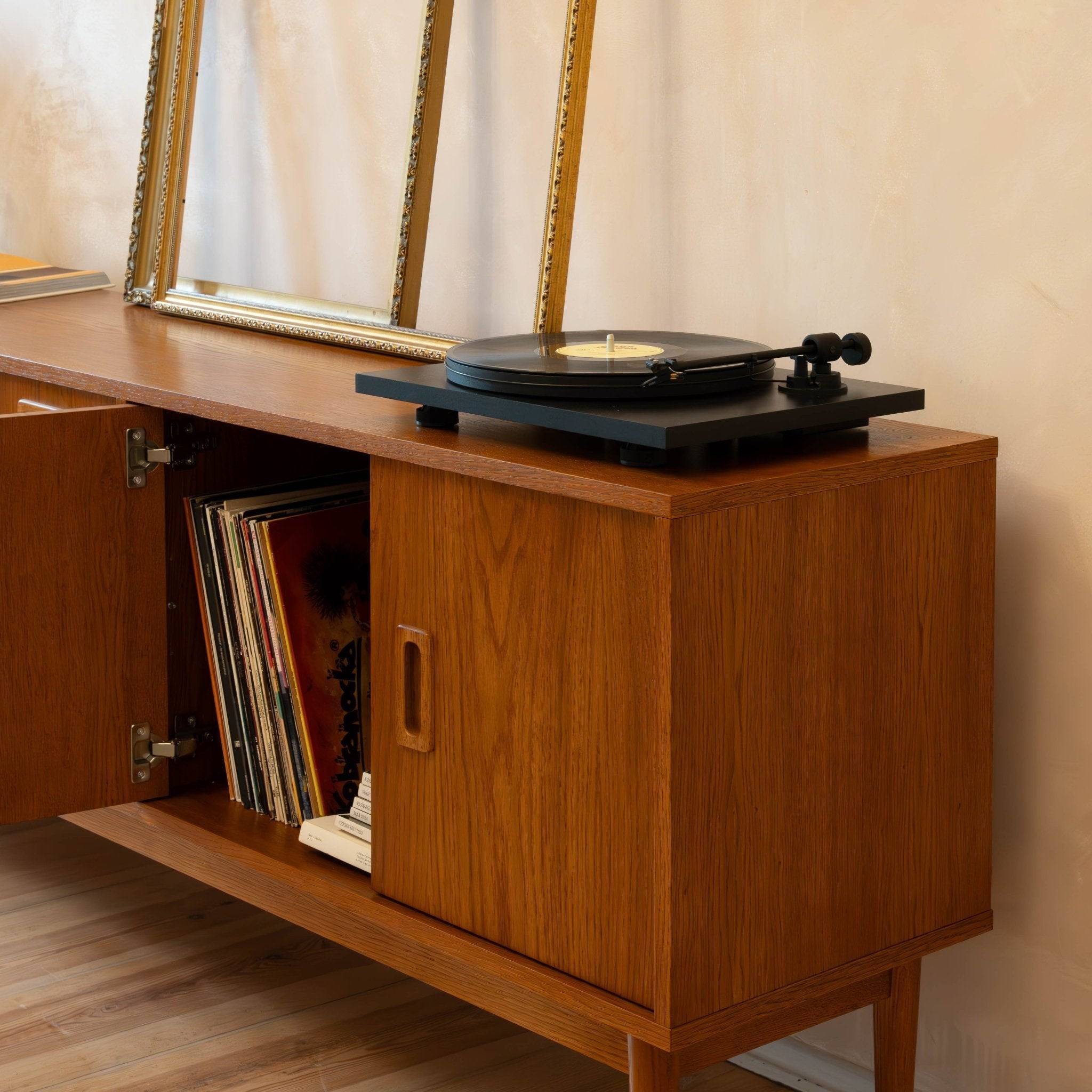 MID-CENTURY-Sideboard_3 (5)
