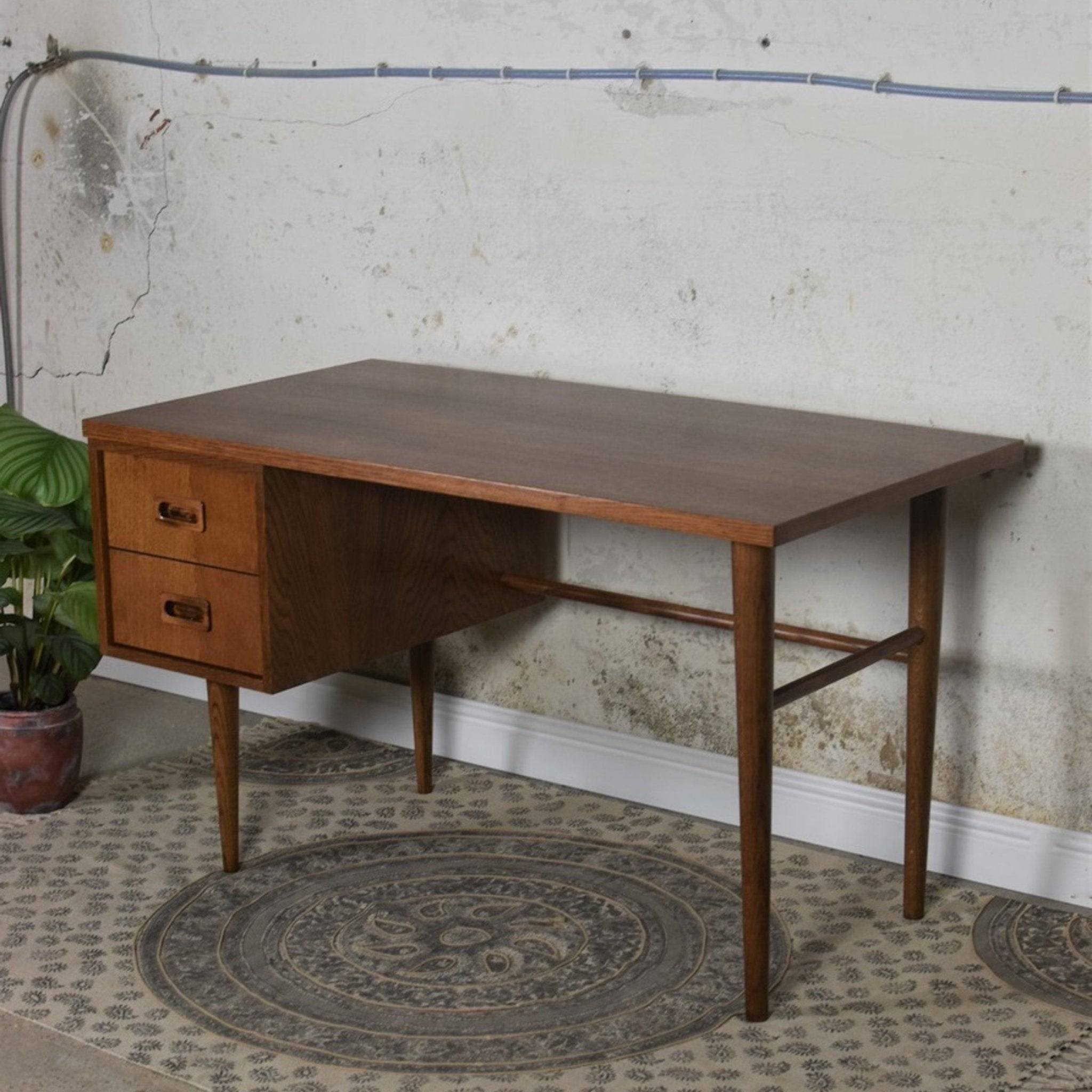 PAST-desk-ships-within-2-3-days_3 (9)