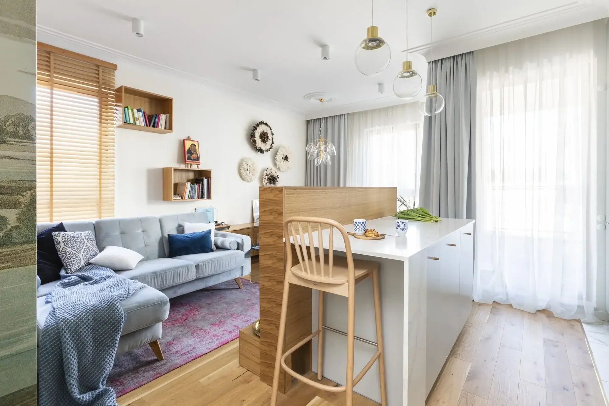 Taburete alto ALDO – ambiente [GALLERY-Paged-B-BENKO-Mieszkanie-Prywatne-Inspirujace-krzesla-do-domu] (4)