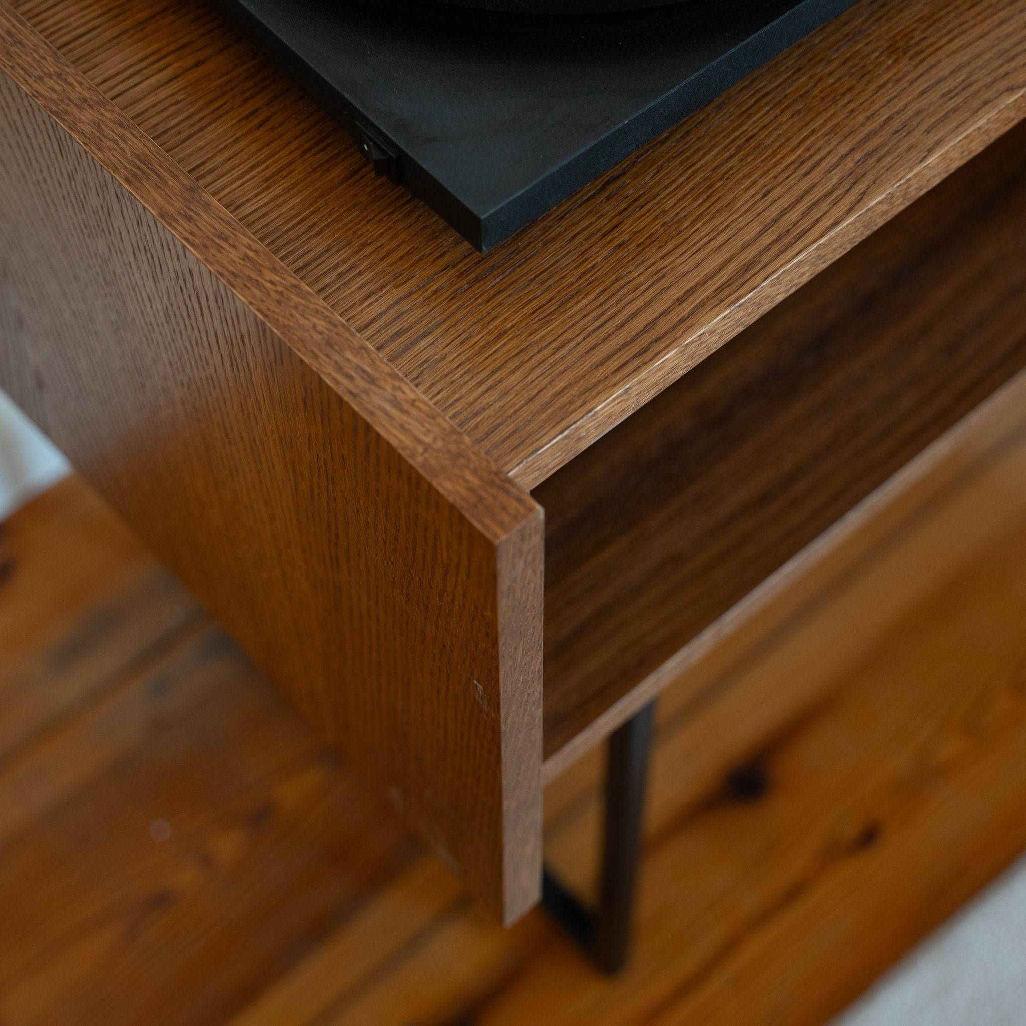 Vinyl-Media-Console-PLAY_7 (7)