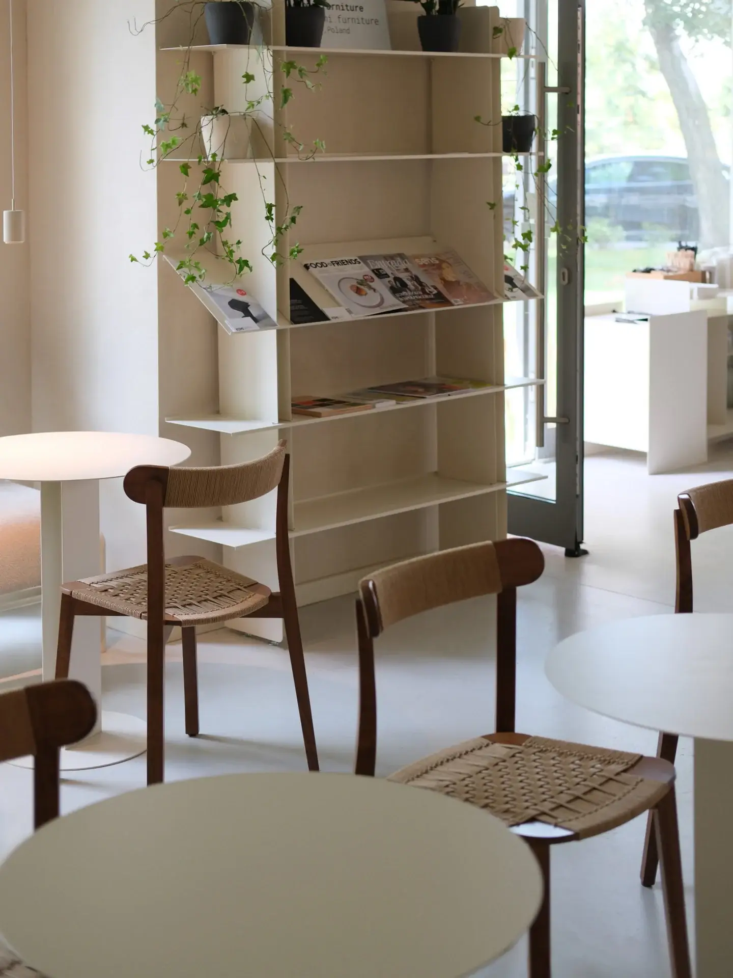 Silla ICHO cordón danés – ambiente [GALLERY-horeca-icho-39] (6)