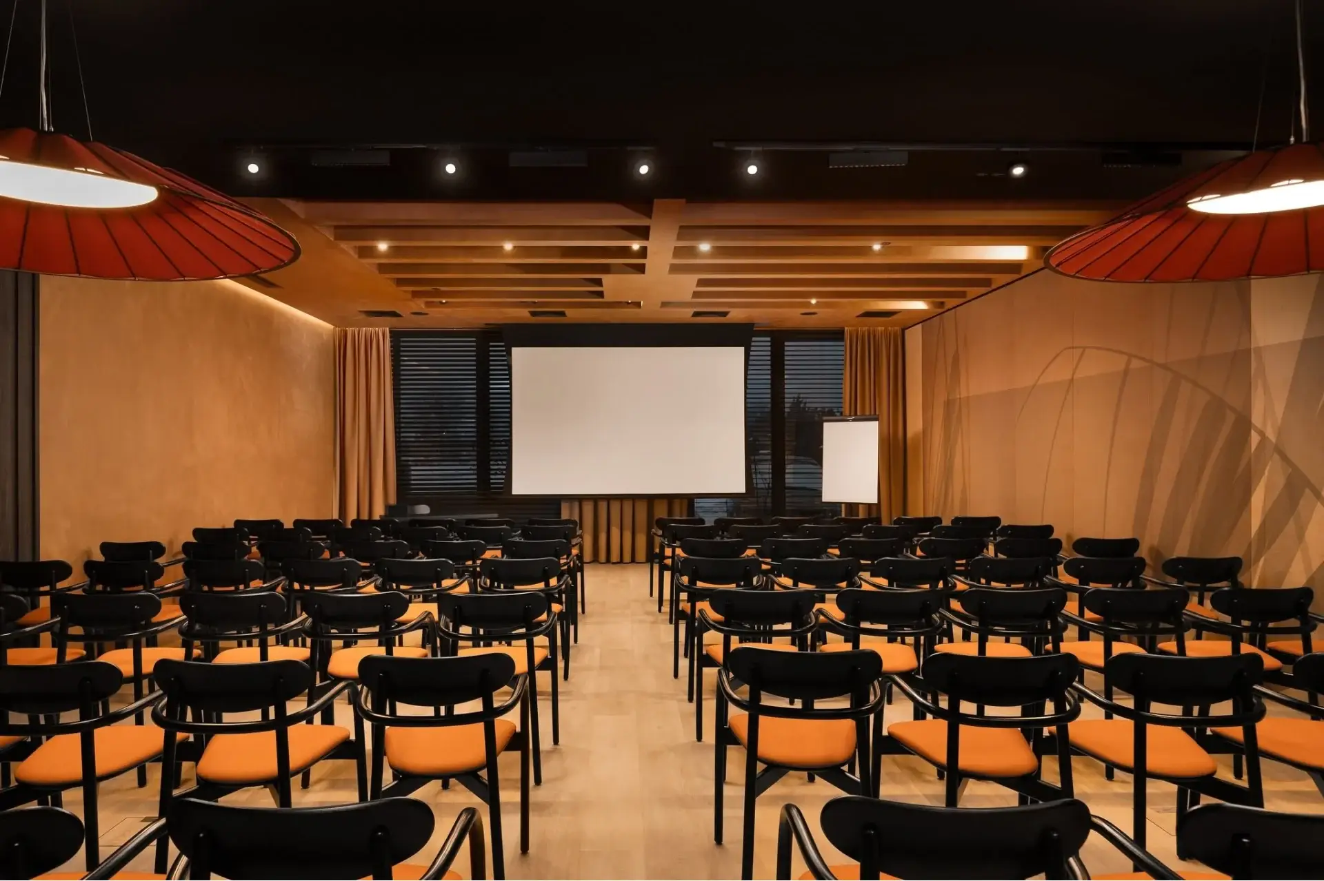 Butaca LA BENDA – ambiente [GALLERY-horeca-la-benda-23] (17)