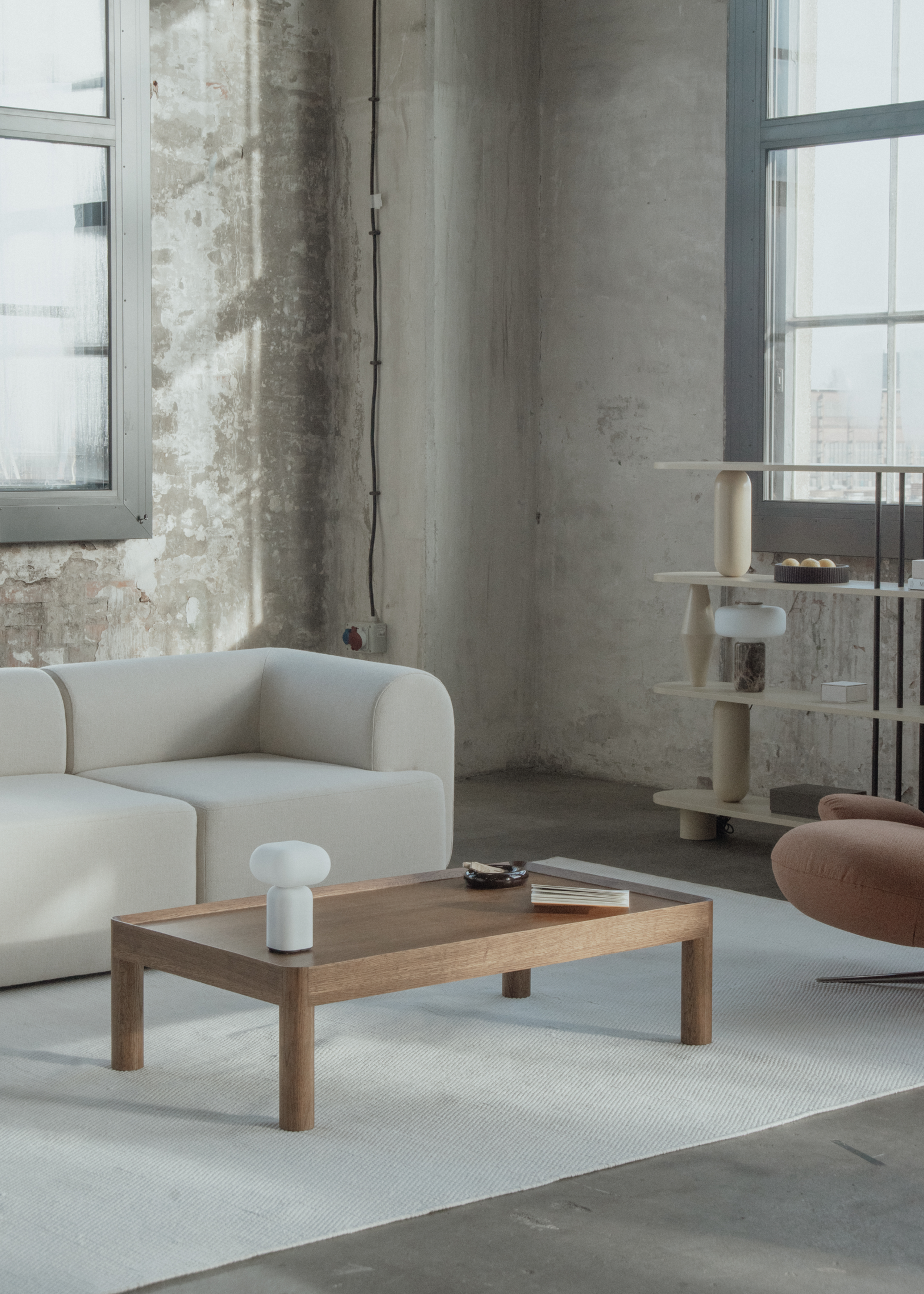 INSET LOW coffee table - inset plenum2 (17)