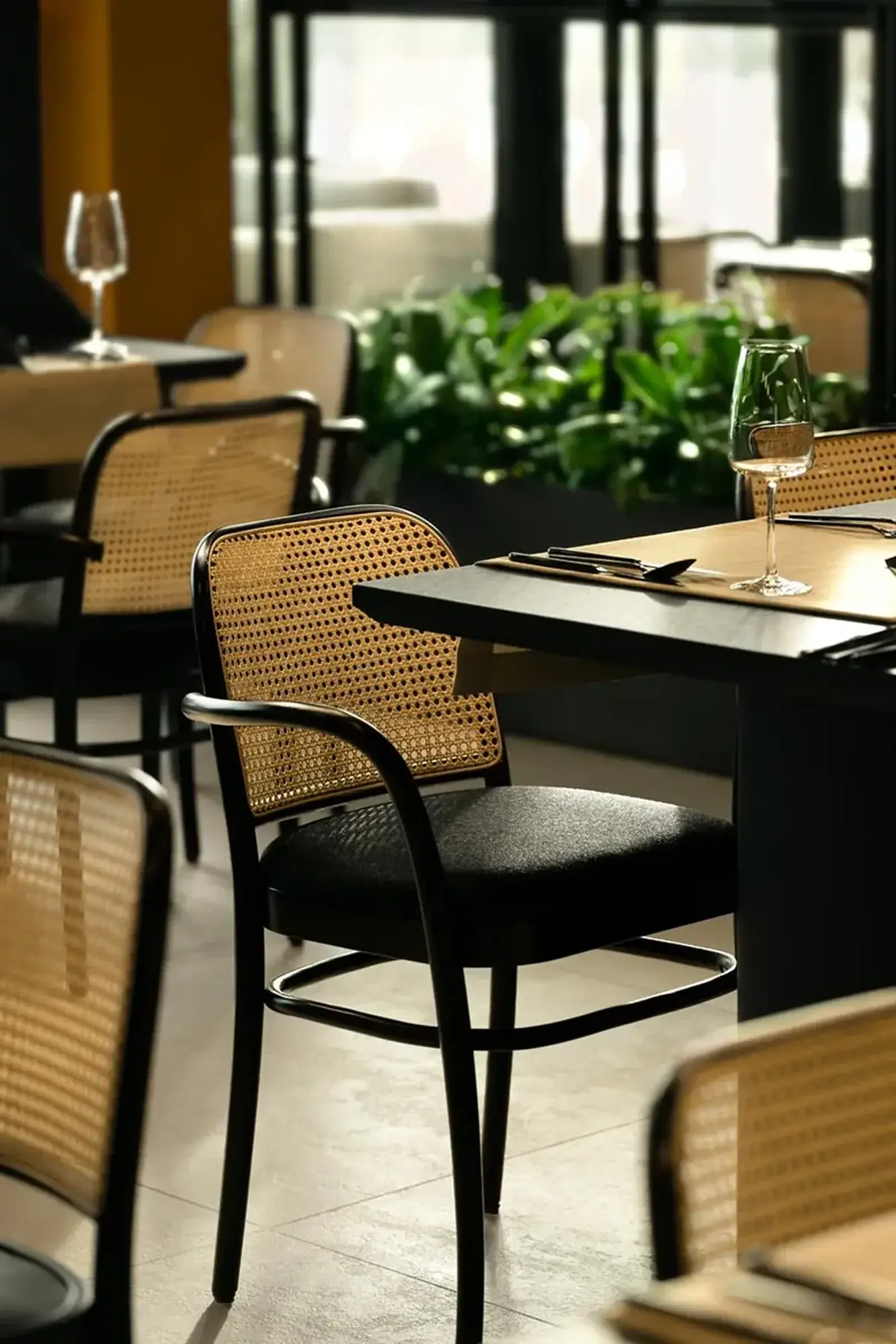 Butaca BENKO – ambiente [GALLERY-paged-benko-hygge-5] (19)