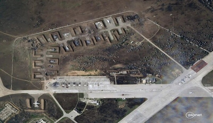 Uydu görüntüleri yayımlandı: Kırım’daki Rus üssünde ağır hasar var