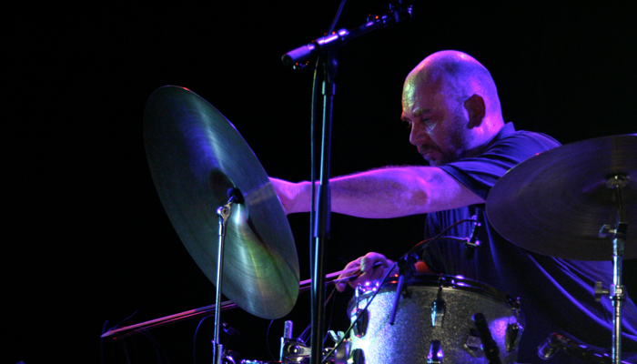 Paul Hession playing drums at MLFC 07