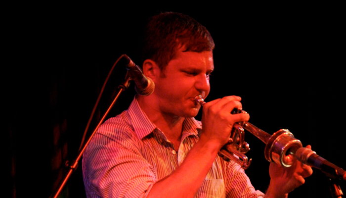Peter Evans playing a trumpet at MLFC 07