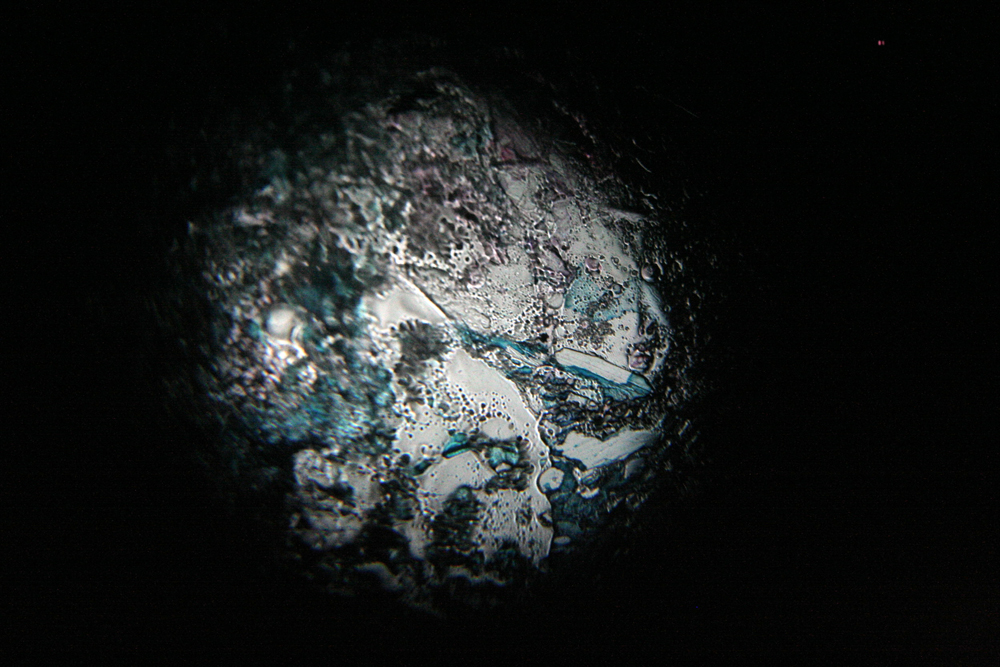 crystalline forms in a circle on a screen