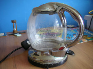 Kettle all covered by limescale