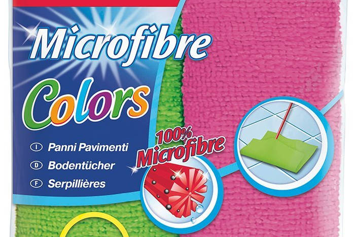 An illustration of a split microfiber thread on the package of microfiber cloths from Vileda