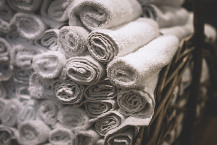 A thorough guide to eco-friendly housekeeping