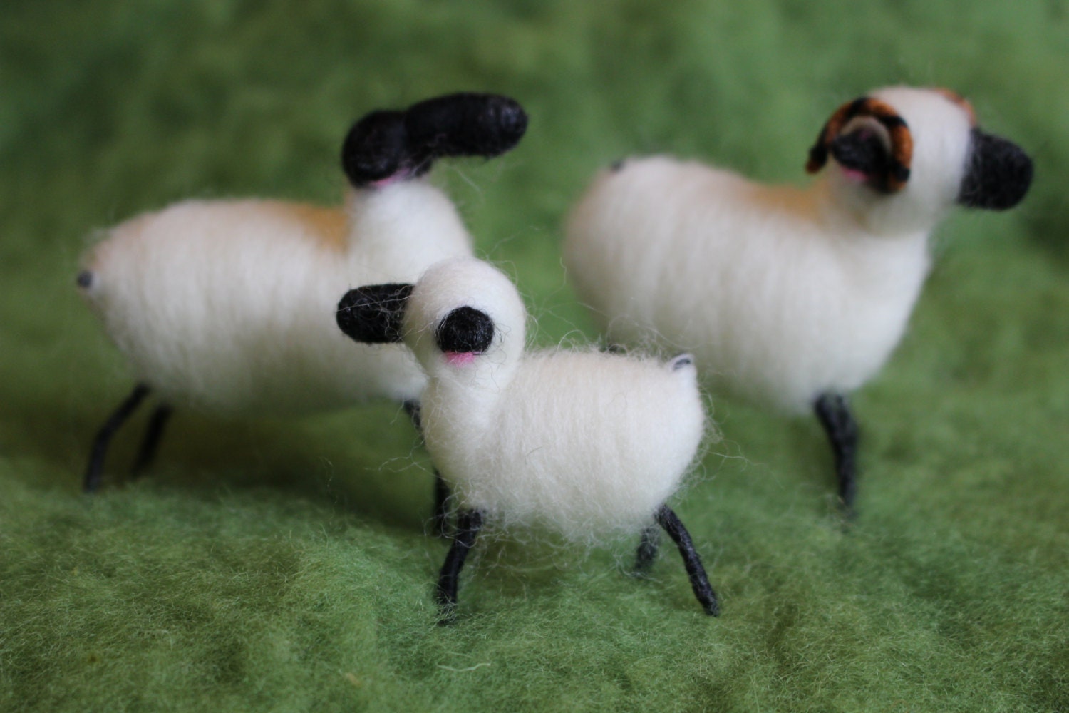 Wool Wrapped & Needle Felted Sheep Lamb, 1 Pick Your Color Handmade Choice Of Color, Christmas Ornament