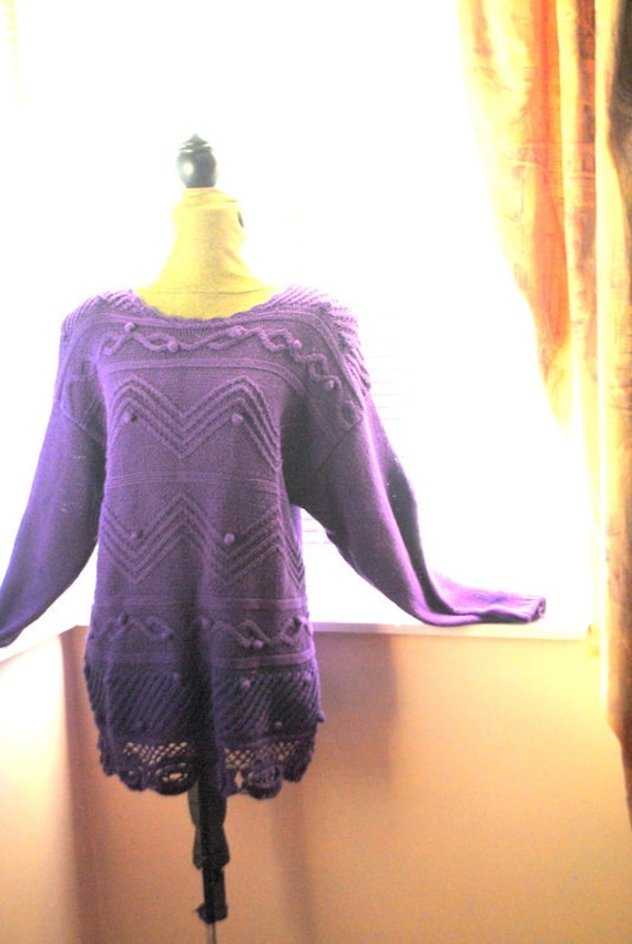 stylish Vintage 80S, Purple Cotton Blend , Popcorn, Cable Knit Long Sweater - Tunic. Made By Eminent. Size M