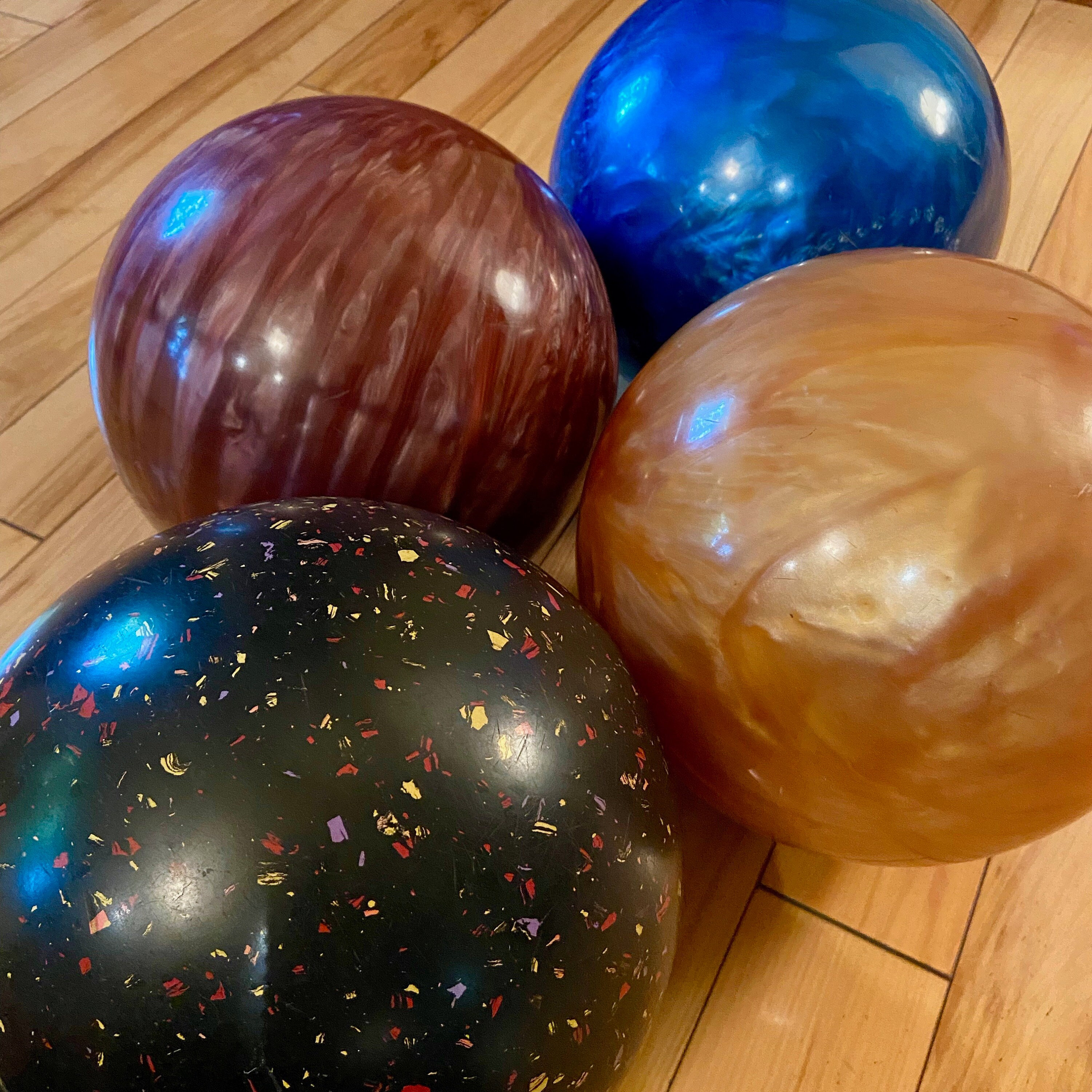 Vintage Bowling Balls - Brunswick Triple Crown, Ram, Ebonite Personal 300, Pearl, Mirage, Hammer Price Is For Each