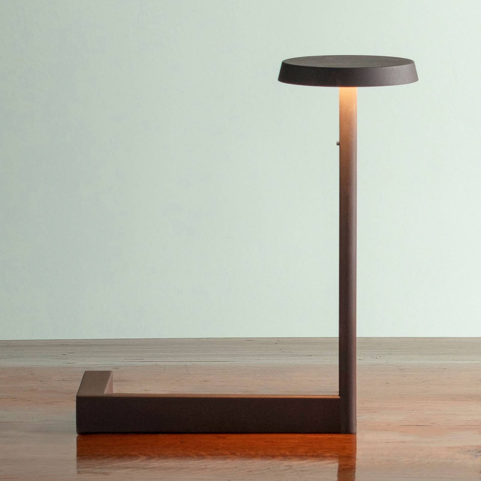 Vibia Flat -LED-pöytälamppu, 30 cm, musta
