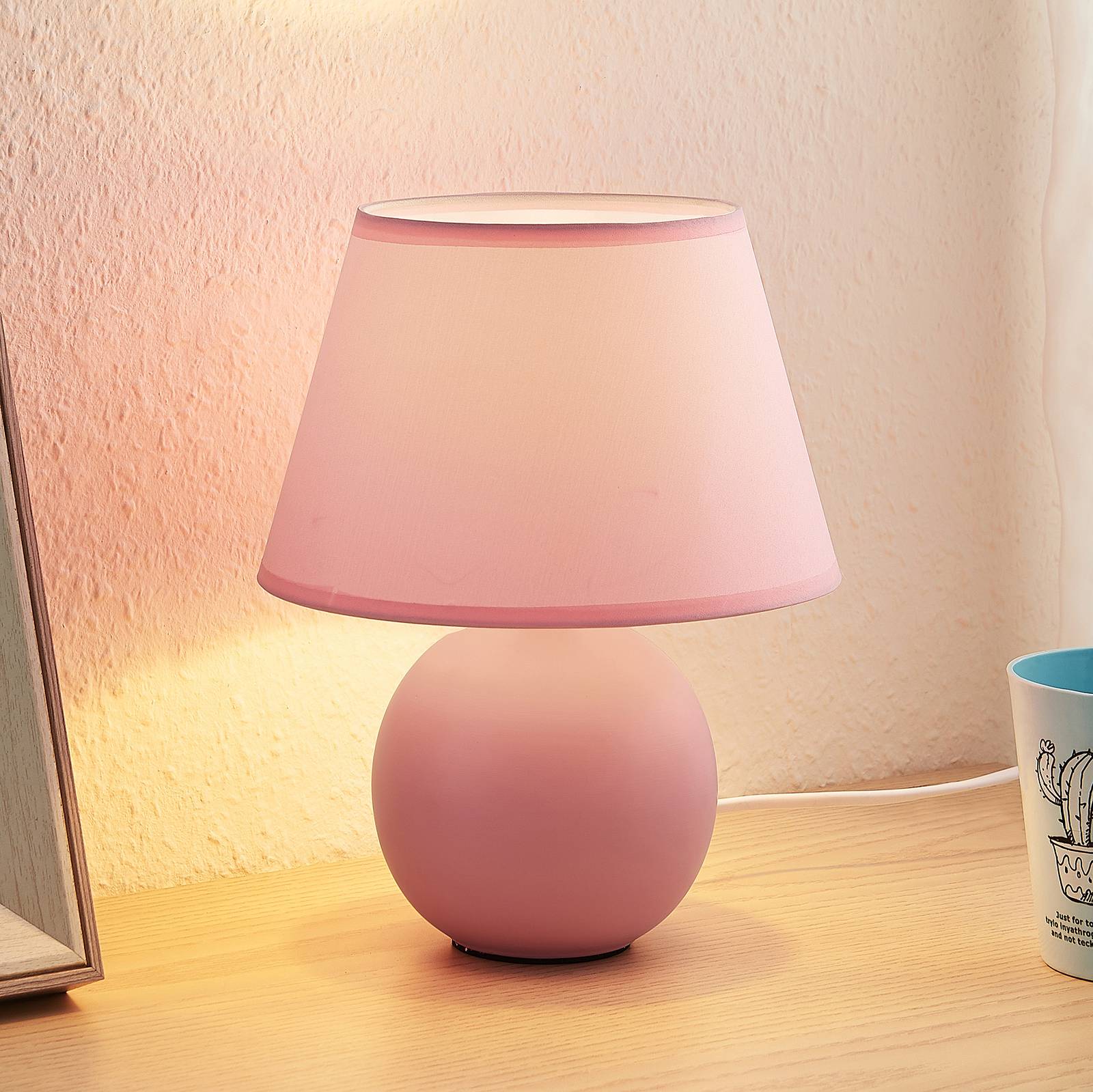 Lindby Calliota -pöytälamppu, vaaleanpunainen