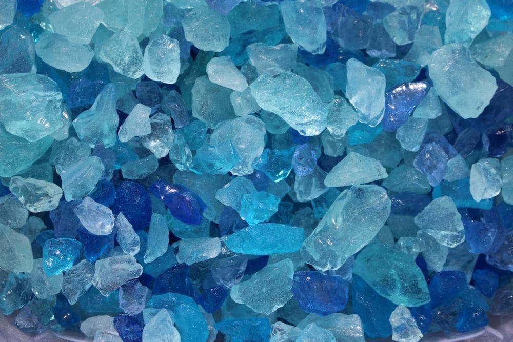 Exotic Glass 25-lb Bahama Blend Fire Glass (Medium) in Blue | EG25-L08M