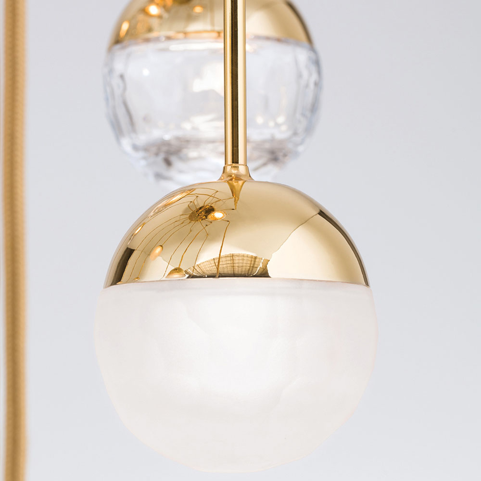LED-riippuvalaisin Ball 15-lamppuinen, kulta