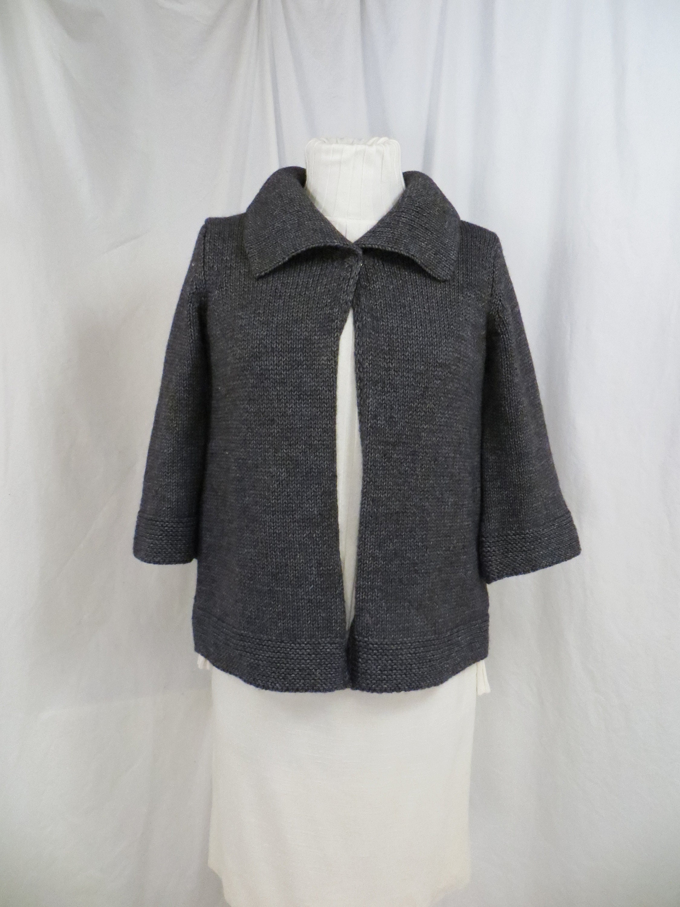 Italian Sweater Soft Wool Blend Jacket Cardigan Stylish Warm Beautiful Charcoal Gray Heather Vintage