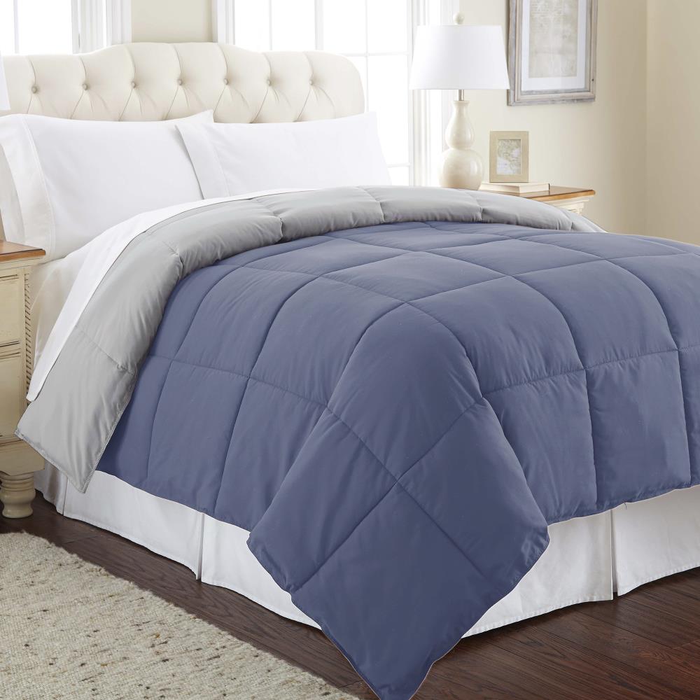 Amrapur Overseas Reversible down alternative comforter Multi Solid Reversible Queen Comforter (Blend with Polyester Fill) | 2DWNCMFG-INS-QN