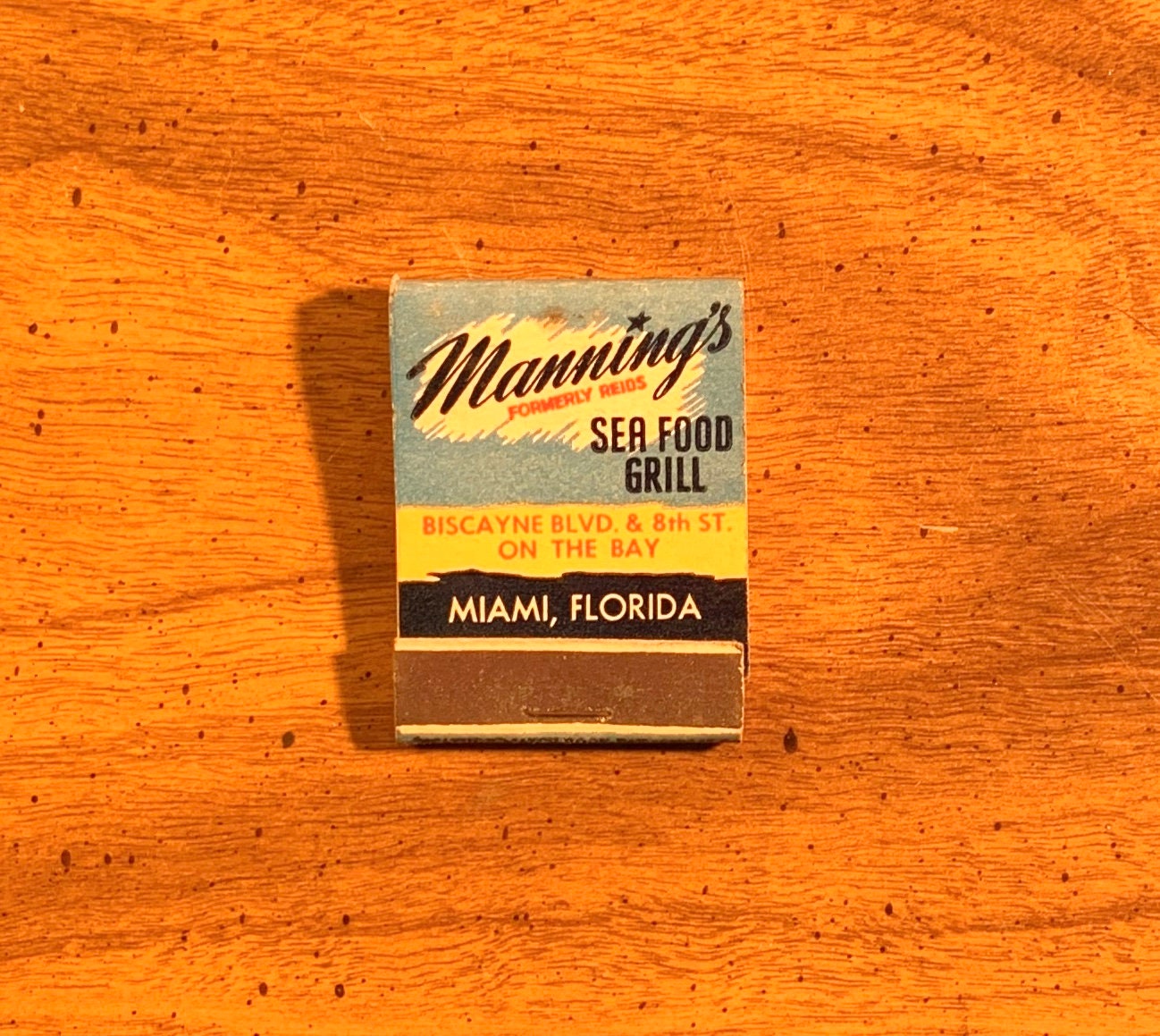 Vintage Matchbook, Mannings, Seafood Grill, Restaurant, Miami, Florida, Feature with Printed Matches, Free Ship in Usa