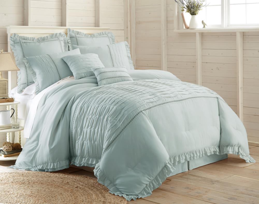 Amrapur Overseas Antonella comforter set Blue Multi Reversible King Comforter (Blend with Polyester Fill) | 38EBJQCF-ANB-KG