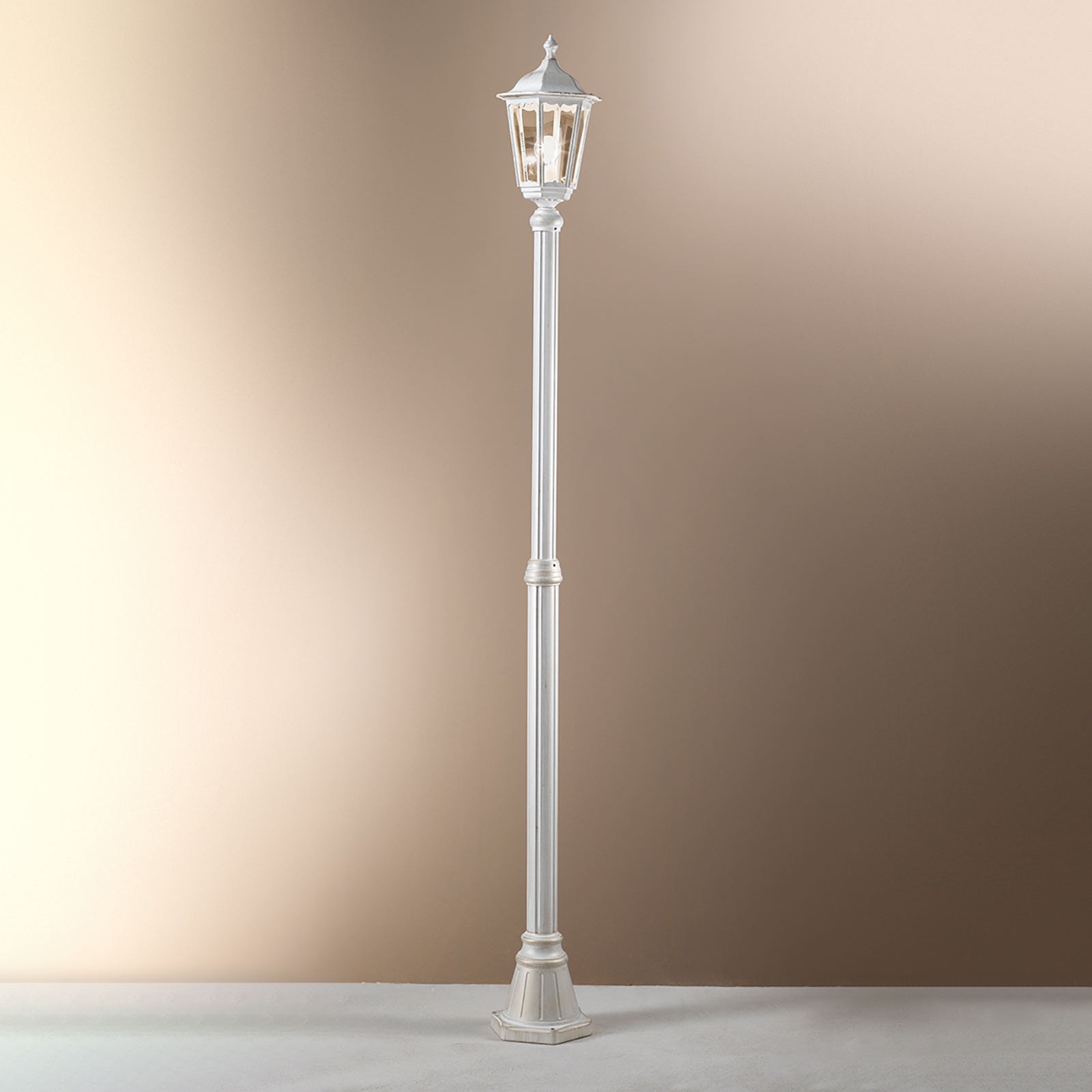 Pylväsvalaisin Puchberg 1-lamppuinen, 211 cm