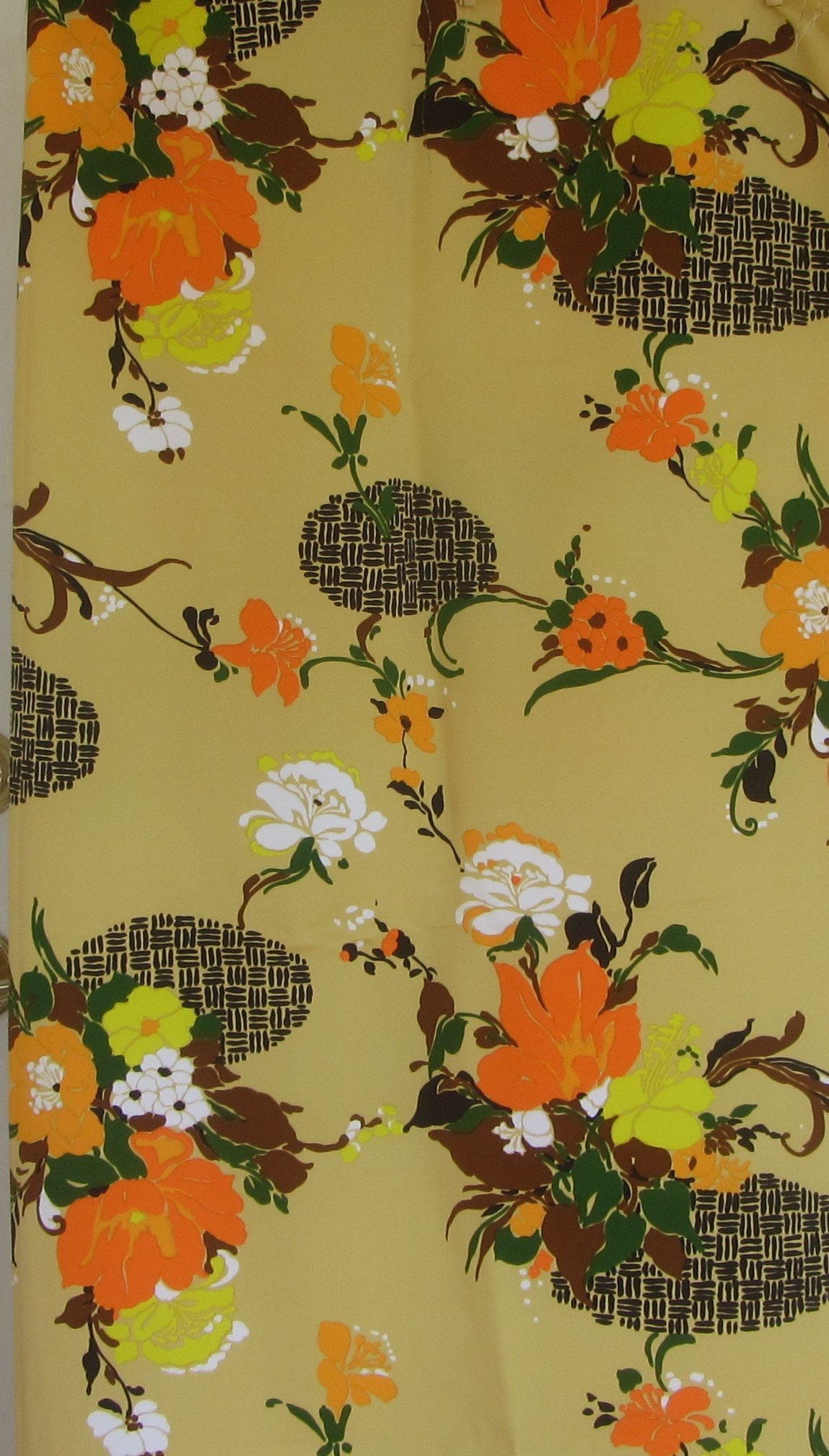 1Pc Rayon Blend Oriental Floral Print Fabric, 45In W X 2.5 Yards, Vintage 70S, Spilke's Screen