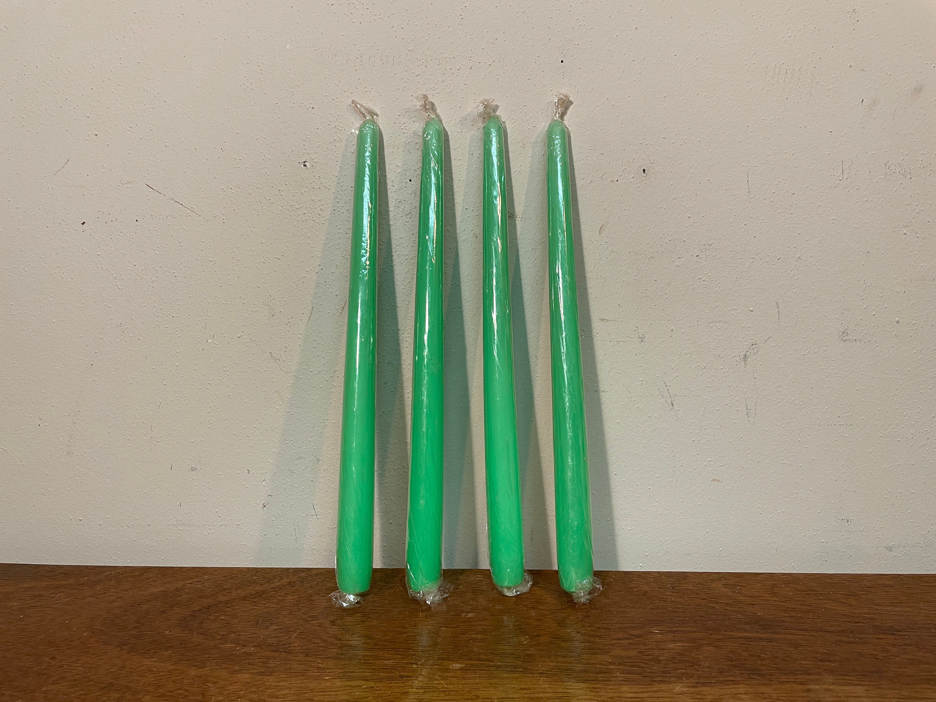 Four 11.5 Mint Green Wax Taper Candles - Unused Sealed Original Packaging Slender Pastel Spring Light Chartreuse Set Of 4