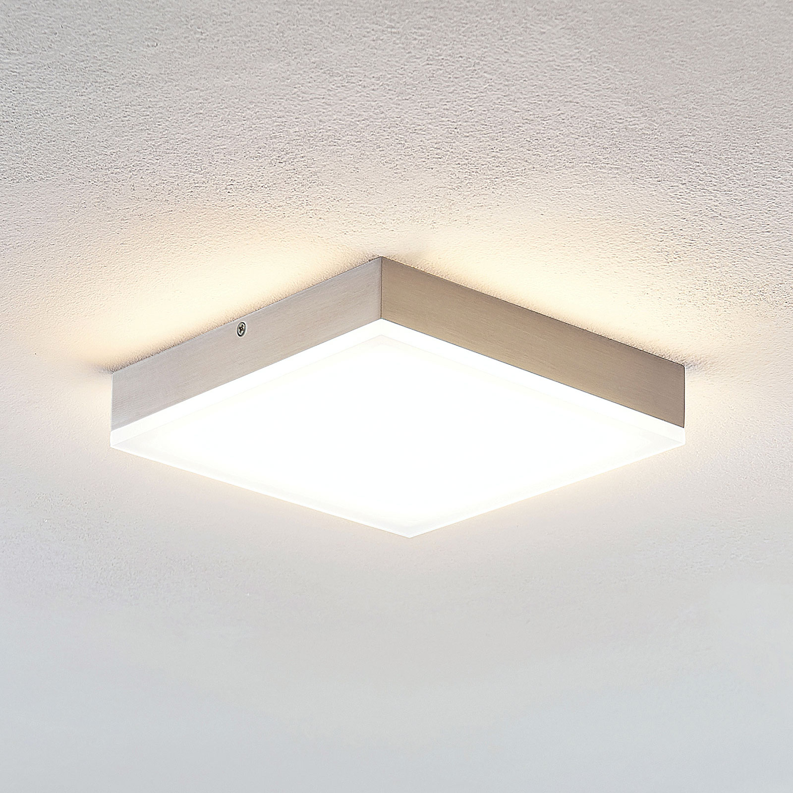Lindby Tamito LED-kattovalaisin, nikkeli, 20 cm