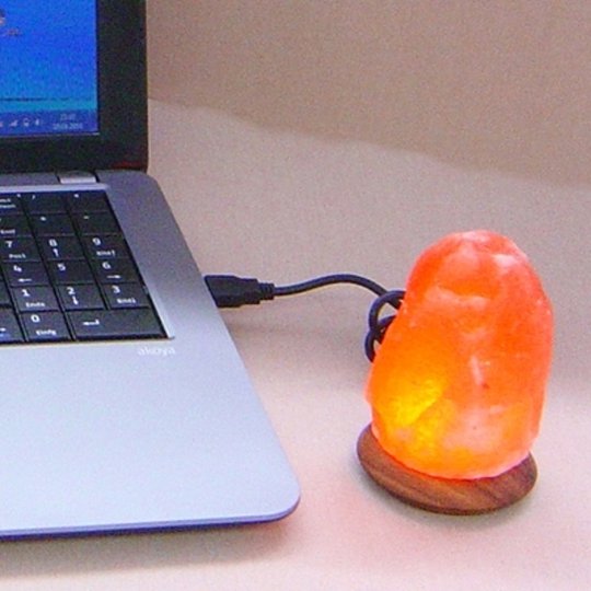 LED-suolaval. Compus USB tietokoneeseen/kannett.