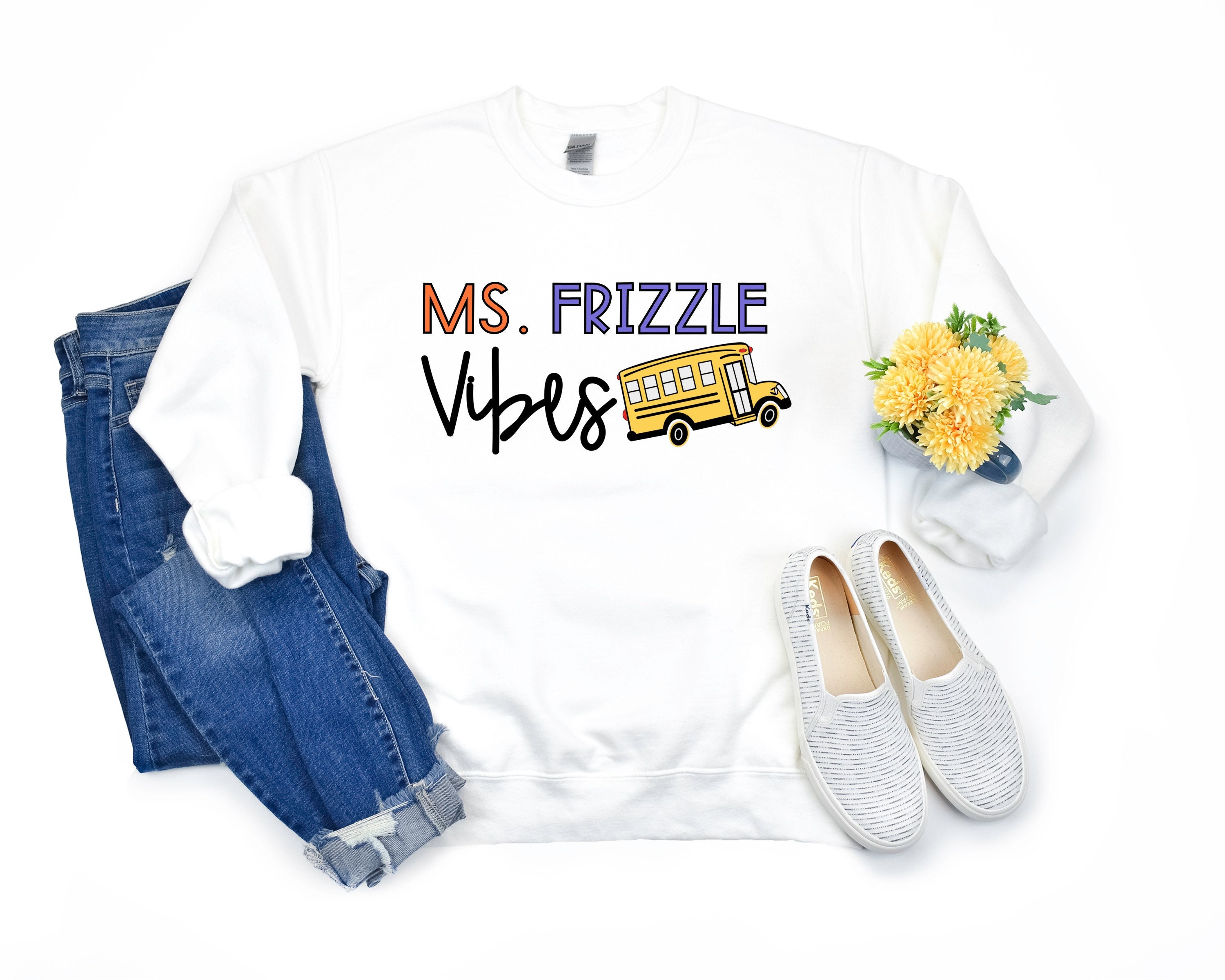 Ms. Frizzle Vibes Unisex Heavy Blend Crewneck Sweatshirt Teacher Educator Magic School Bus Science Stem Old Driver