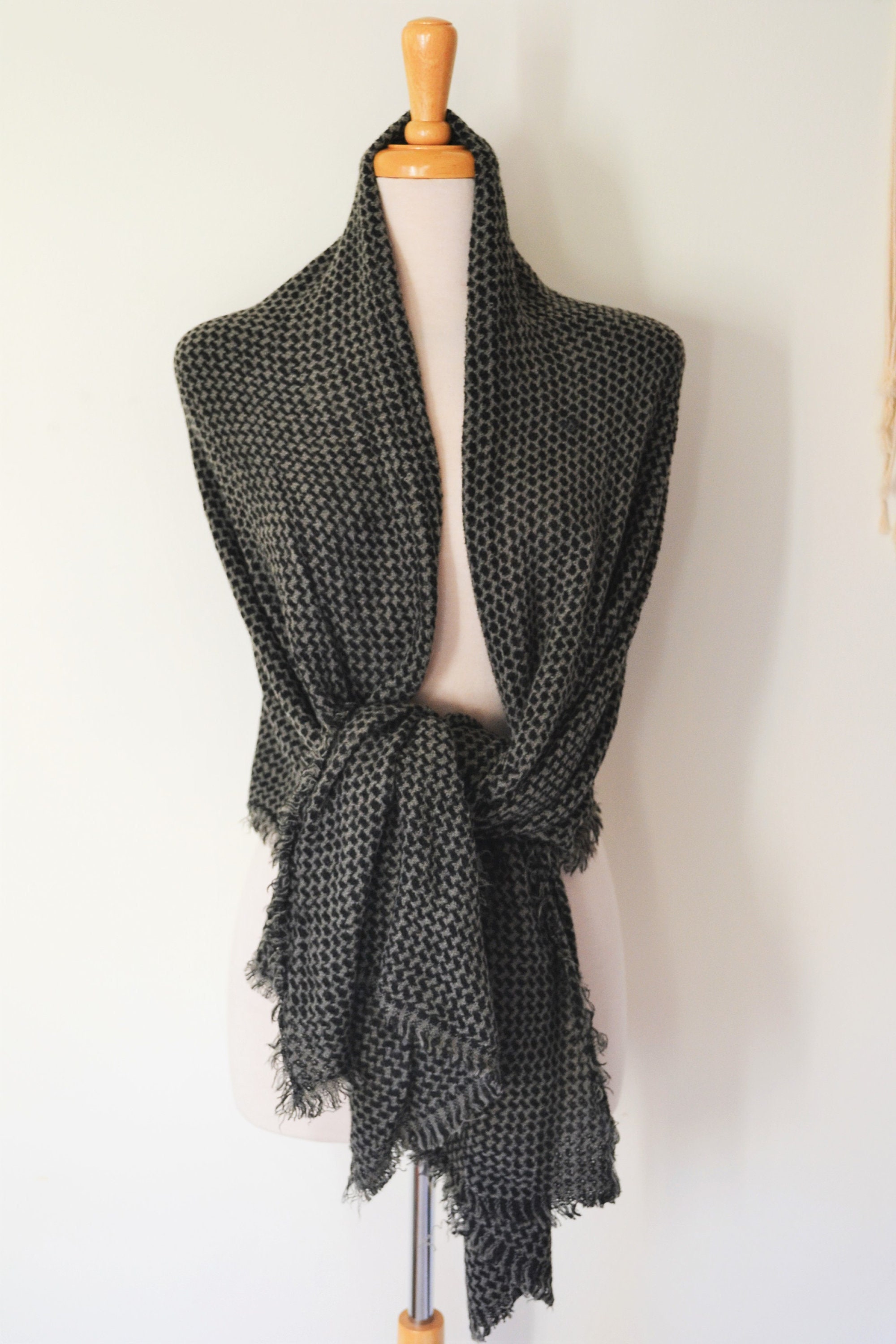 Buttery Soft Cashmere Blend Blanket Wrap, Mini Houndstooth Print, Cozy Warm Throw, Womens Fashion Shawls, Knits