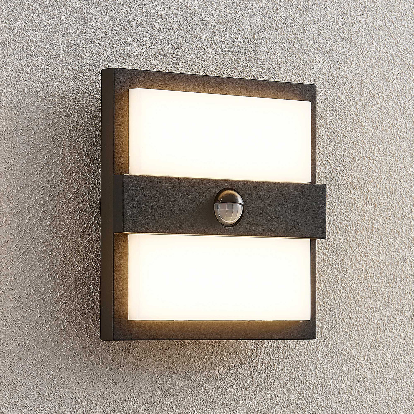 Lucande Gylfi -LED-seinälamppu, neliö, sensori