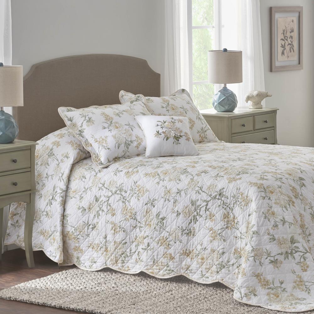 WestPoint Home Nostalgia Home Juliette Bedding Multi Floral Full Bedspread (Blend with Polyester Fill) | 028828369505