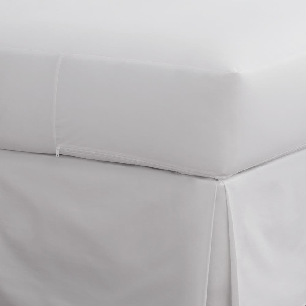 WestPoint Home Martex Purity Utility Bedding White Solid King Comforter (Blend with Polyester Fill) | 088377662984