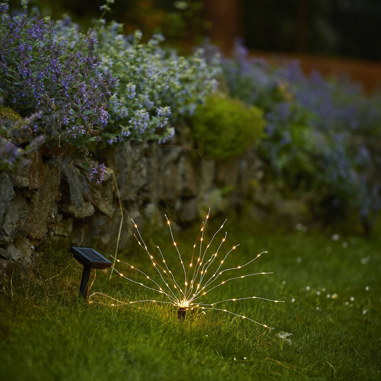 Firework-LED-maapiikkivalo, korkeus 23 cm